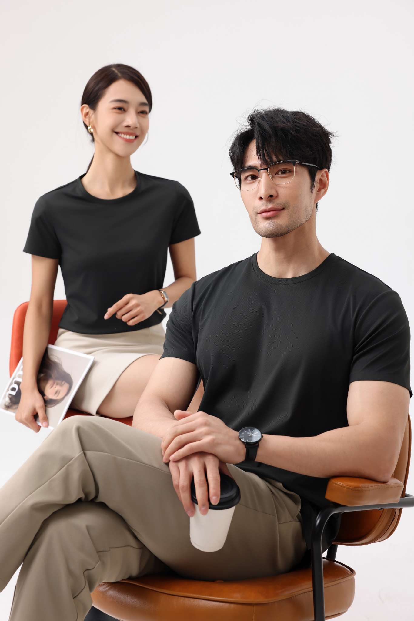 Cross-border high-quality 5A100 brocade ammonia seamless solid color round neck seamless, high-end quick-drying ice cool silk men's short-sleeved, high-end occasion men's casual wear, comfortable, breathable and fashionable new style detail image 17