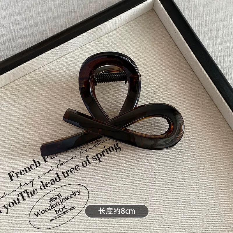 French LastKiss small, elegant hairpin, a high-end shark clip for the back of a woman's head, half-tied without leaving any marks Item Picture