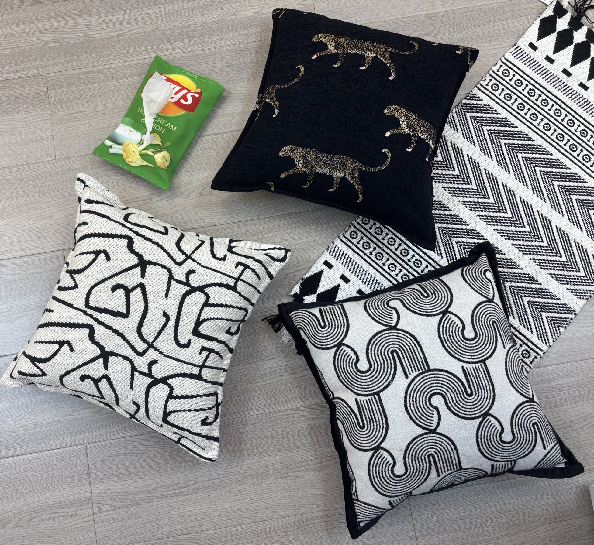 现代风主题抱枕套 个性訂製 抱枕枕套 软舒适 安全无害 高清细节 家用抱枕