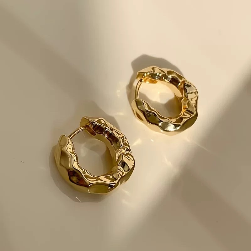 أما بالنسبة للأذنين الصغيرة ذات الحجم الكبير من حيث التصميم details Picture