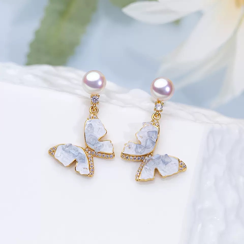 The Weishiliya Ice Crystal Natural freshwater Pearl Earrings S925 silver needle gradient color earrings for women exude a sense of high-end sophistication detail image 9