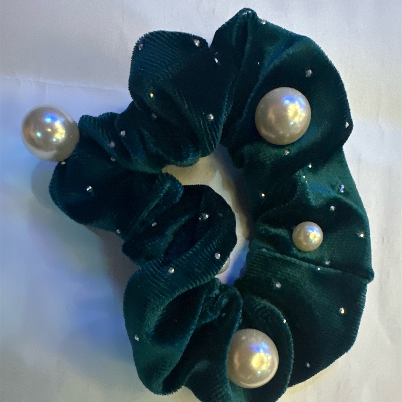 珍珠饰品女士头饰 、大肠圈发饰 、精致发束、发型装饰品 、简约时尚发饰品