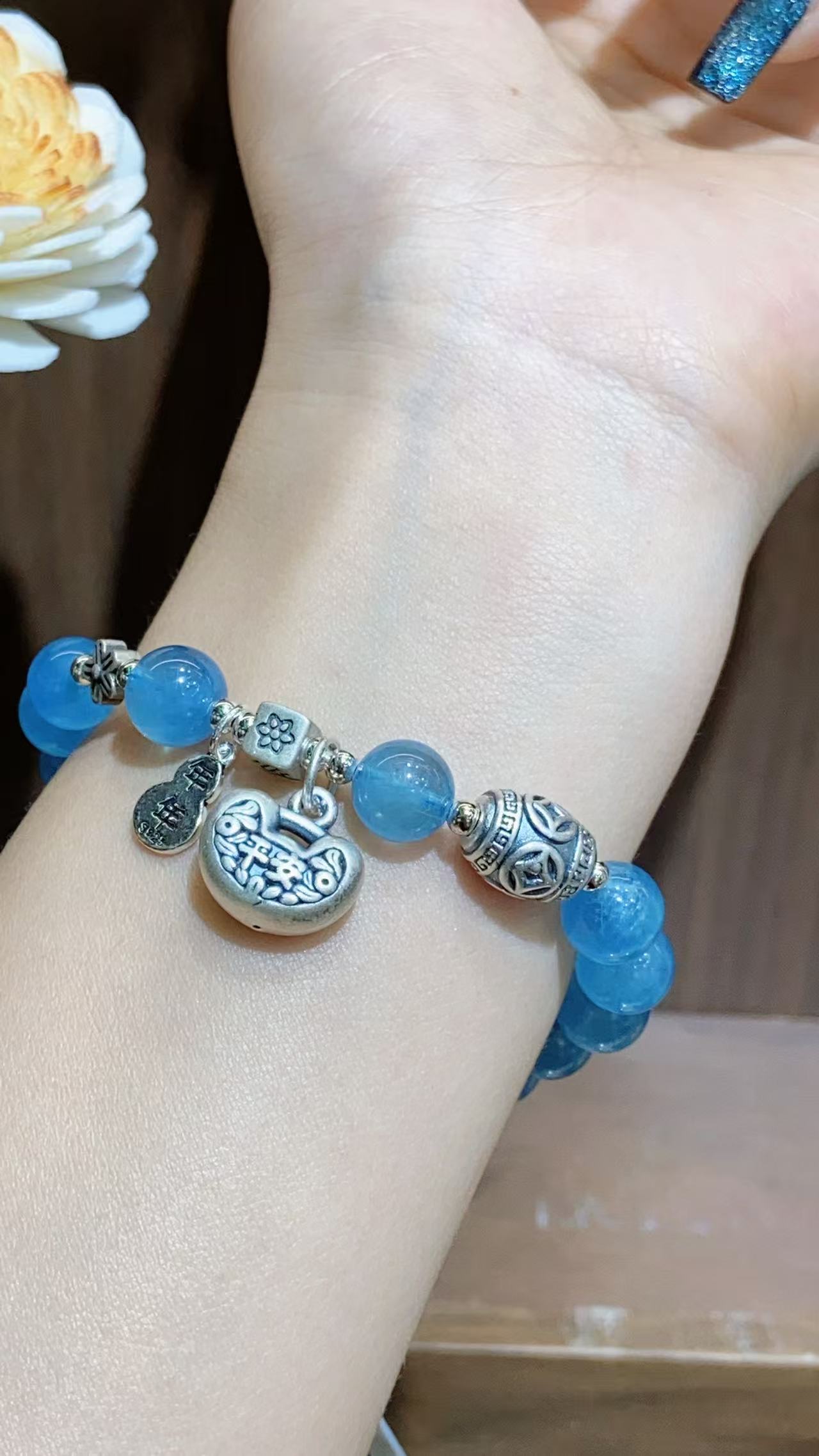 魔鬼蓝の治愈力｜冰透海蓝宝手串水晶手串水晶手串水晶手串水晶手串水晶手串水晶手串水晶手串水晶手串水晶手串水晶手串水晶手串细节图