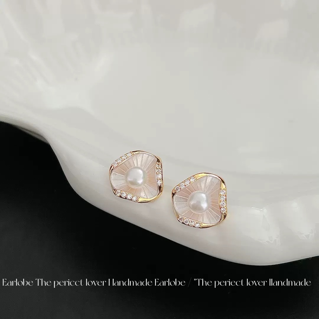 Yabidai Classic Beauty New Chinese style freshwater Pearl Zircon stud earrings, fairy-like high-end feel, 2025 new light luxury and versatile earrings details Picture