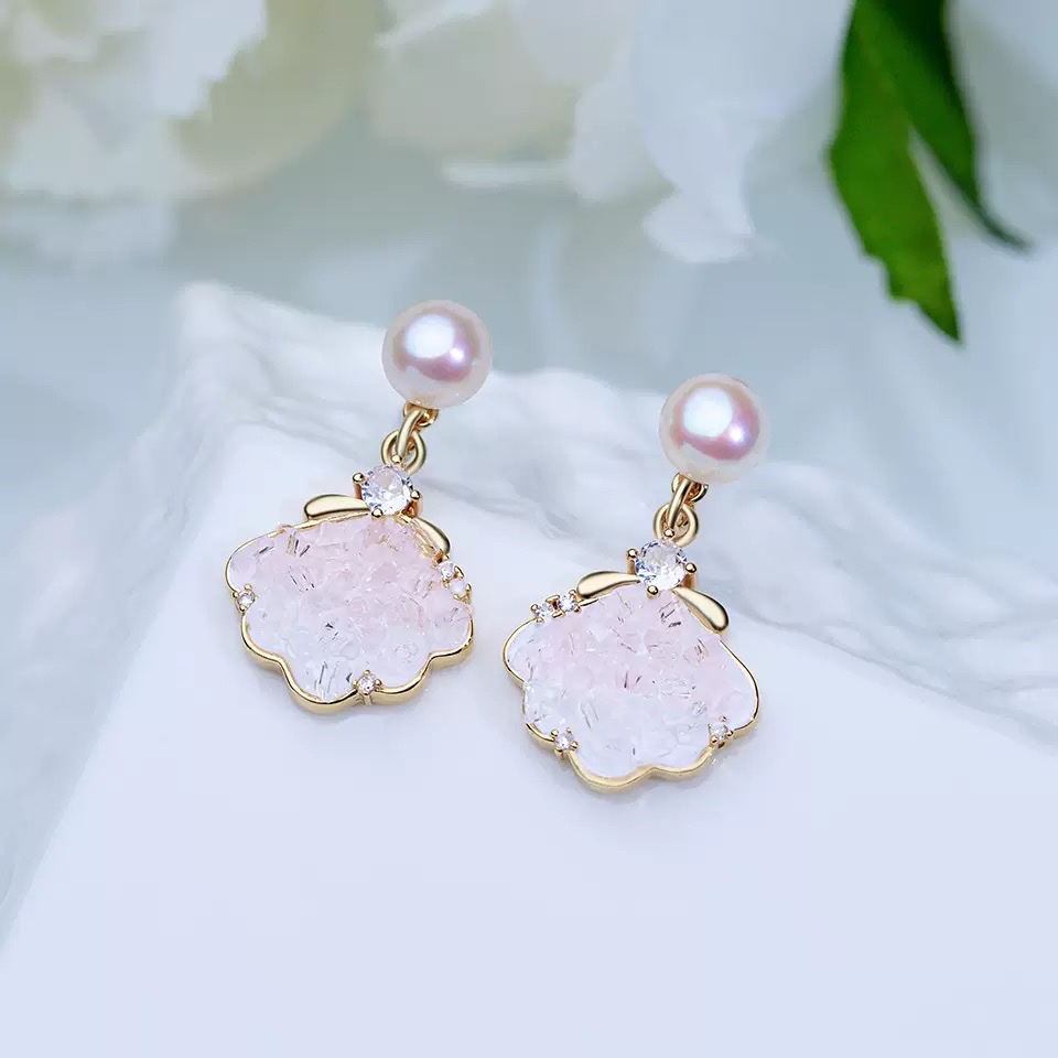 The Weishiliya Ice Crystal Natural freshwater Pearl Earrings S925 silver needle gradient color earrings for women exude a sense of high-end sophistication detail image 2