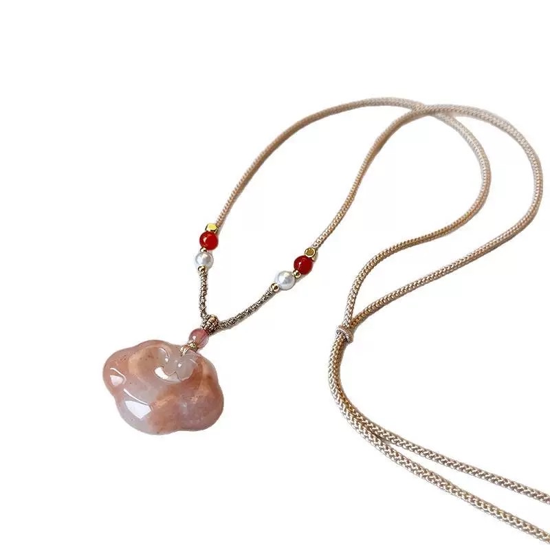 2025 New Chinese-style Xiangyun Ruyi Lock necklace for women, light luxury, niche collarbone chain pendant, braided rope pink necklace Application Scenario