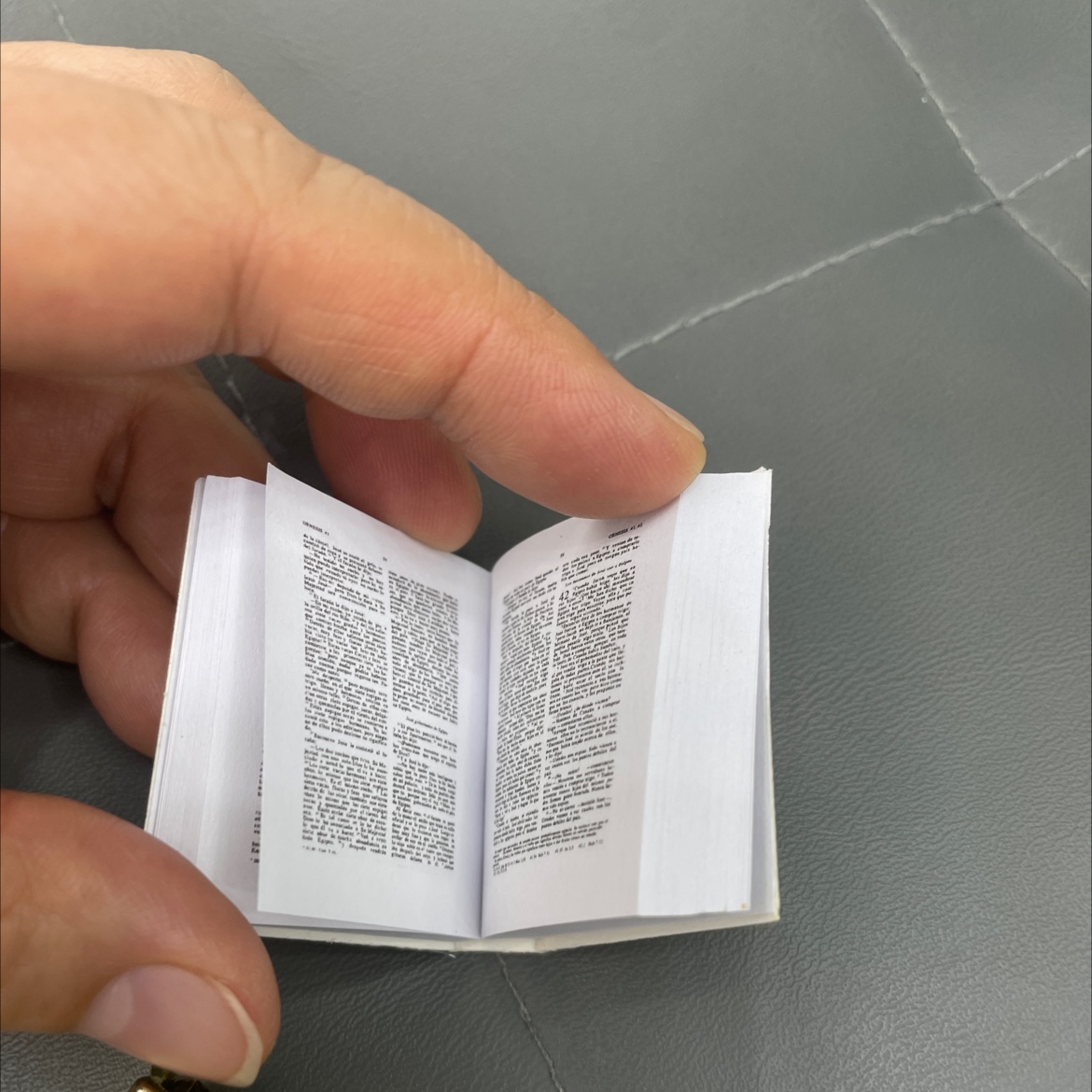 地图主题首饰挂件 小包装珍珠链钥匙扣 时尚装饰品 独特设计 精致礼物细节图