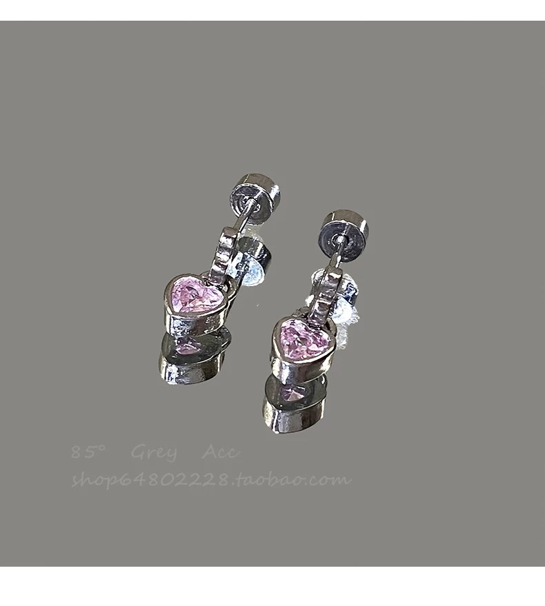Light luxury and high-end medical titanium steel ear bone nails, women's super flash zircon flat bottom cochlear nails, ear hole ear nails, ear accessories Item Picture