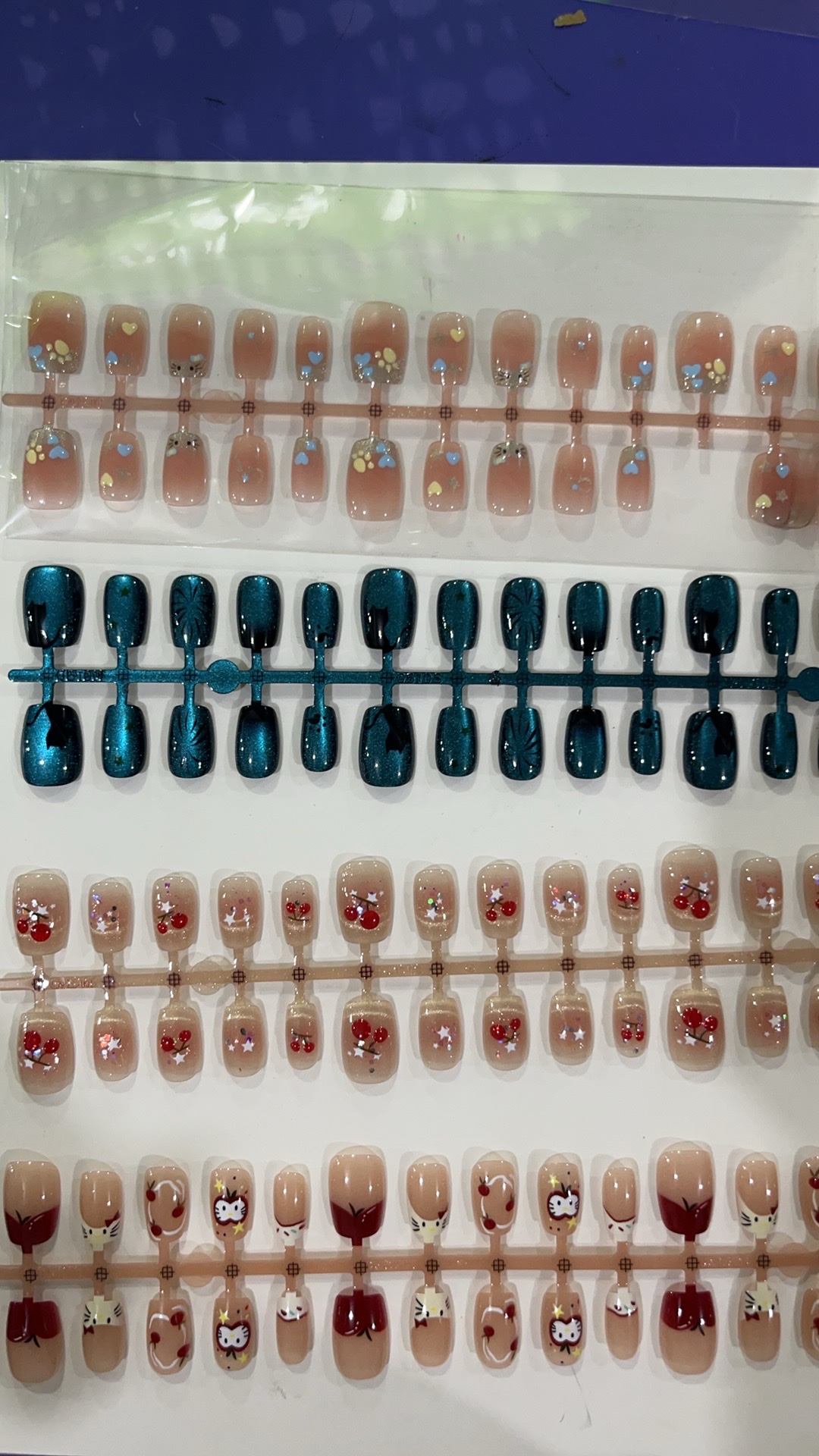 Fashionable wearable nail tips, essential for manicure, wearable nail pieces, finished manicure products, nail strips, cat-eye size strips Application Scenario