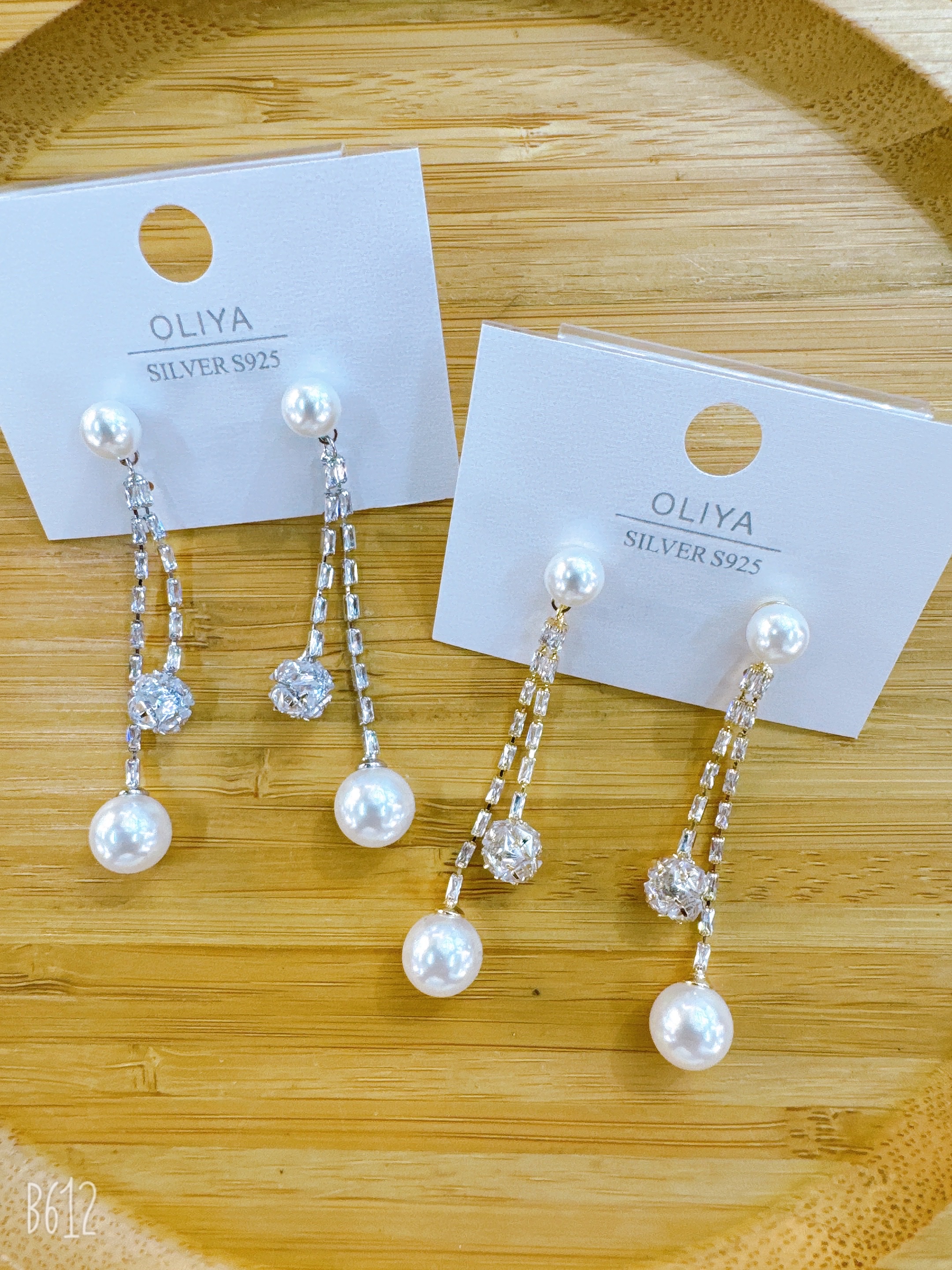 珍珠耳环烧焊工艺 高级感饰品 耳饰女款 气质优雅耳环 简约时尚耳饰品