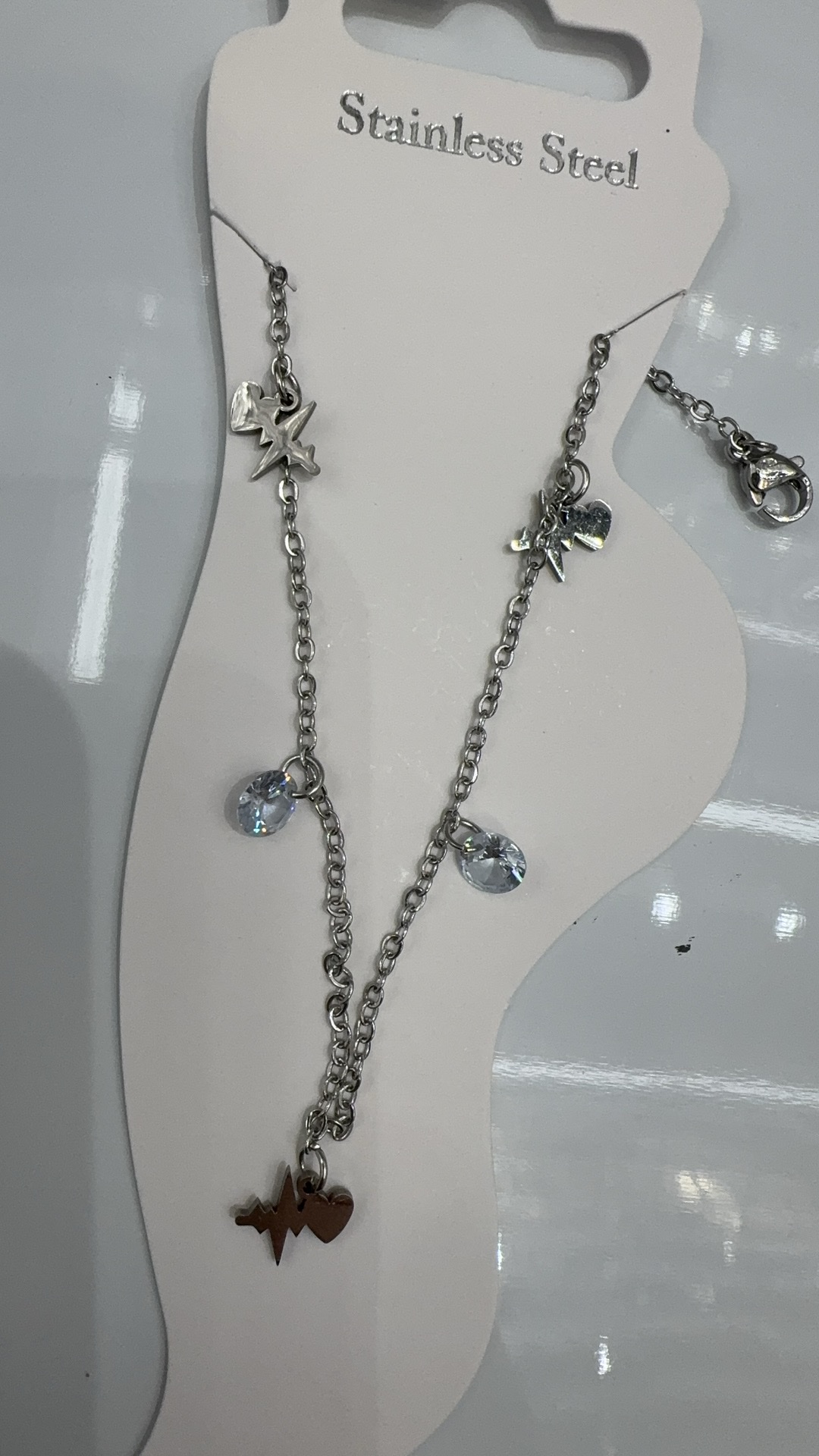 蝴蝶结锌合金戒指女滴釉款 合金吊坠手串石装饰 独特设计时尚饰品新款上市详情图2