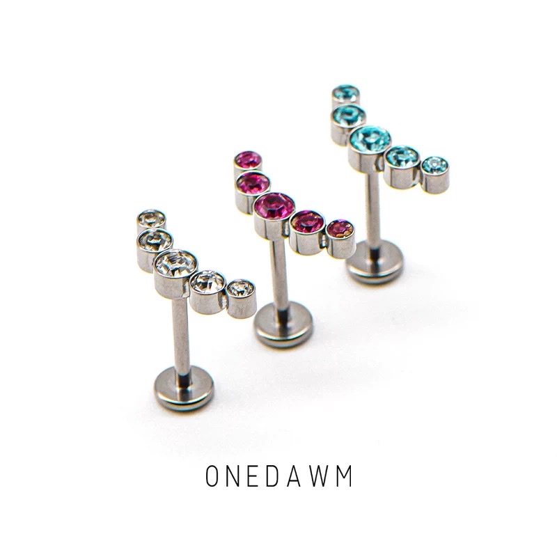 医用植入级钛合金耳钉头防过敏养耳洞五连钻唇钉一字排耳环耳骨钉