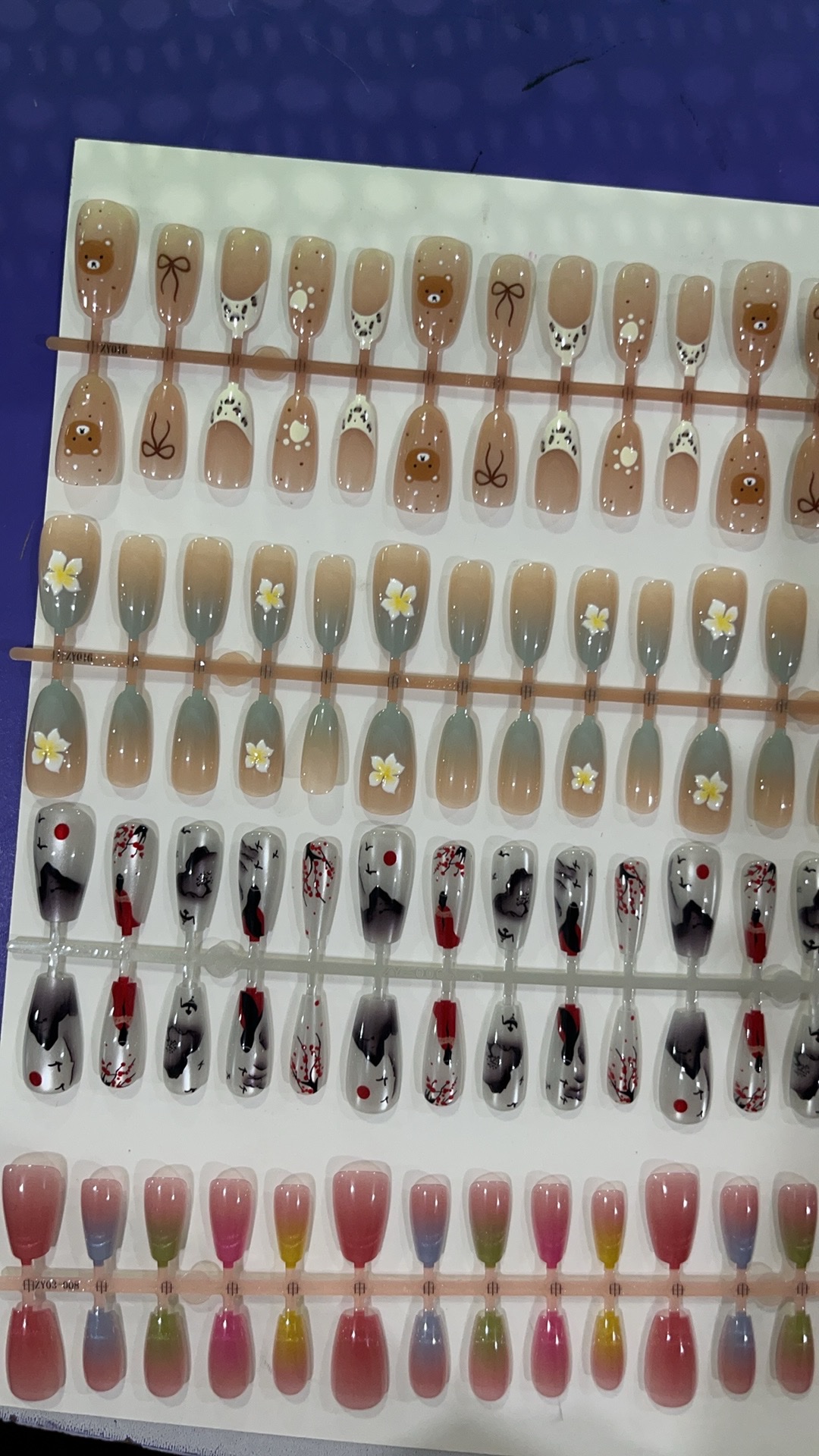 Fashionable wearable nail tips, essential for manicure, wearable nail pieces, finished manicure products, nail strips, cat-eye size strips Item Picture