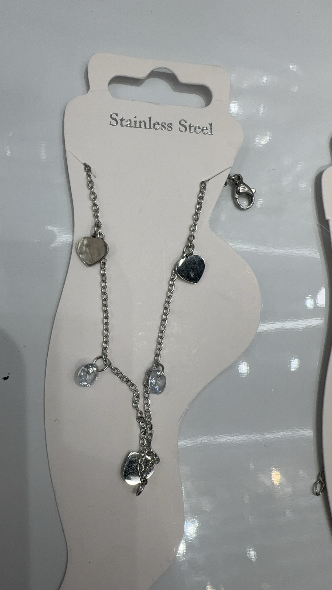 蝴蝶结锌合金戒指女滴釉款 合金吊坠手串石装饰 独特设计时尚饰品新款上市详情图3