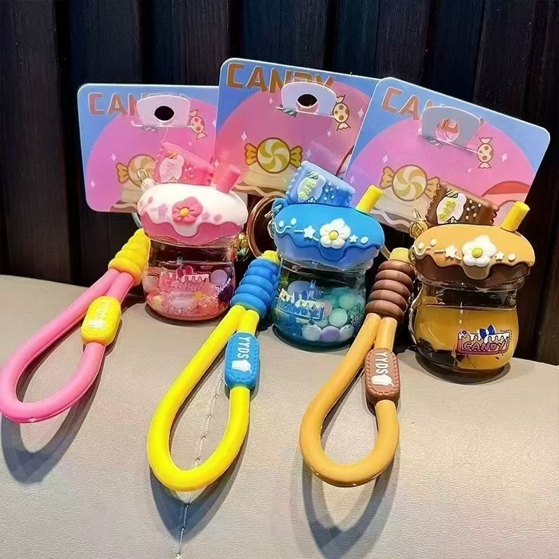 机车钥匙扣地图首饰版挂件 小包加珍珠链钥匙扣 时尚车钥匙装饰品 独特设计精致小包挂饰