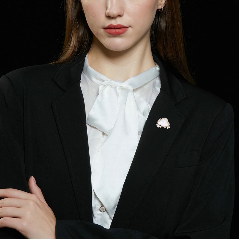 National Trend Series 0100 Omar Accessories: Fashionable court-style bow brooch, elegant and grand brooch, high-end and exquisite accessories details Picture