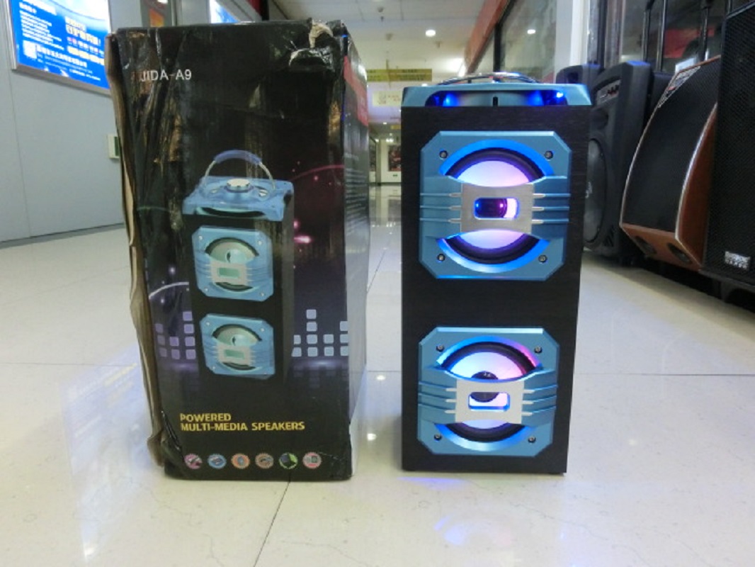 随身音响音箱户外K歌移动音箱便携立式