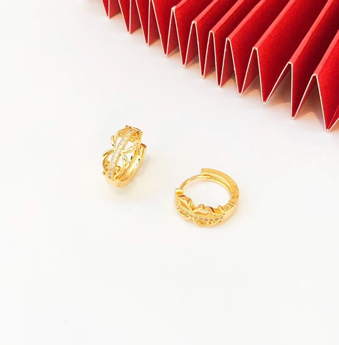 金沐首饰镀金耳环时尚耳扣网红潮流耳扣爆款厂家直销细节图