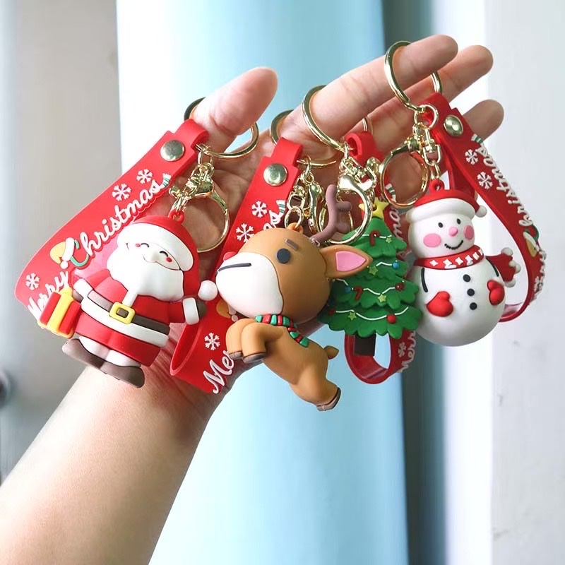 圣诞娃娃亚克力钥匙扣 2024新款可爱女生款 钥匙扣挂件 轻便耐用时尚潮流