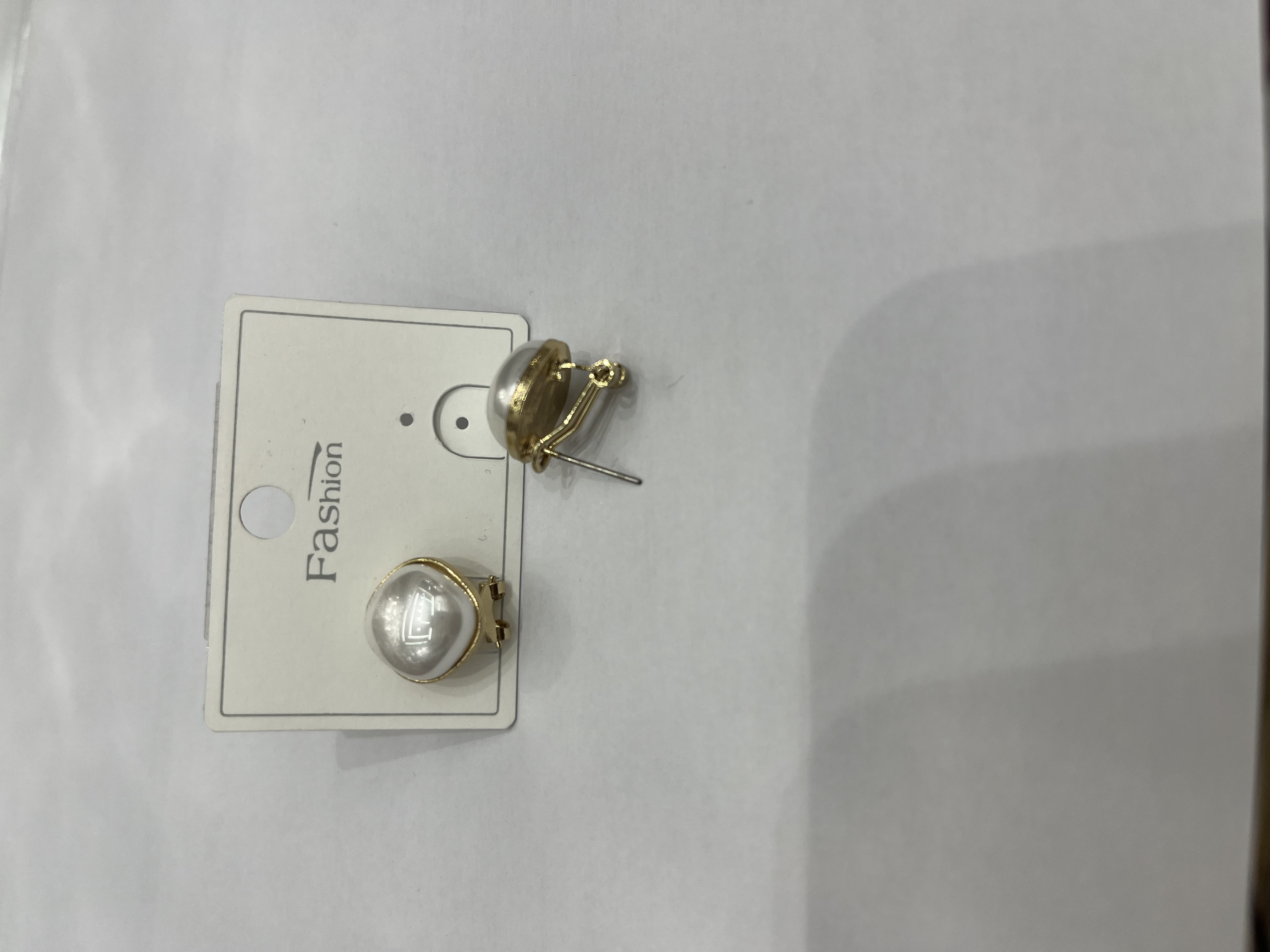 珍珠耳环烧焊工艺 高级感饰品 耳饰女士优雅配饰 精致耳环新款潮流时尚首饰饰品耳环珍珠耳环耳饰详情图2