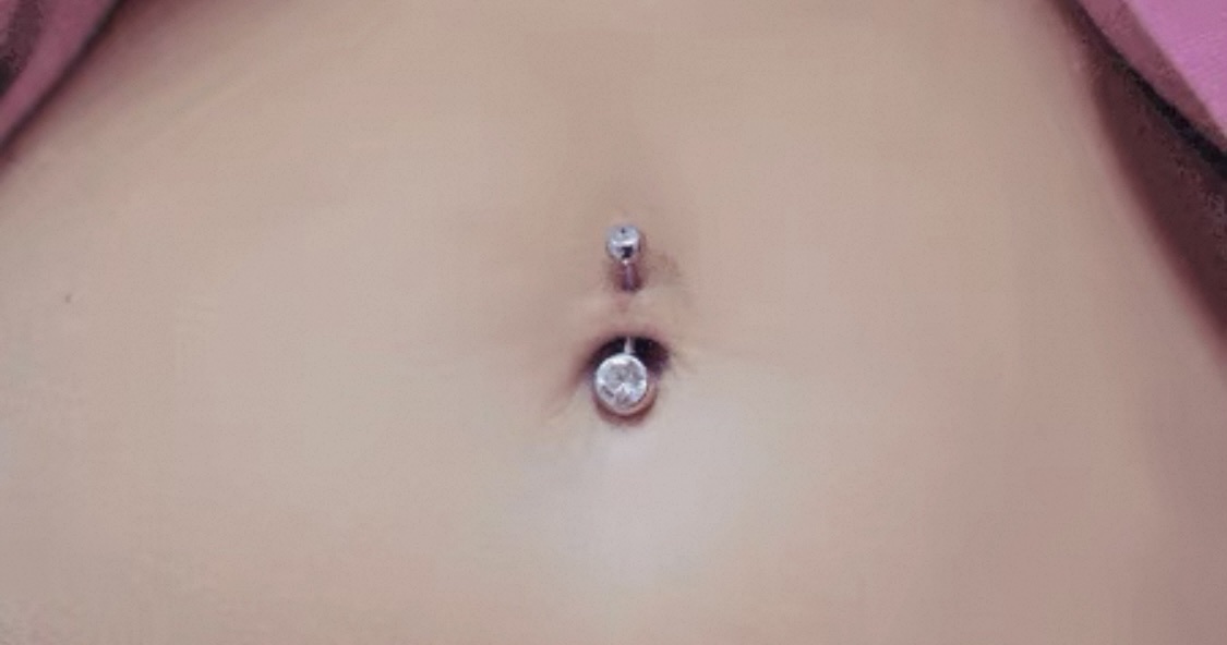 肚脐钉不过敏闪钻新款钛钢肚脐打孔饰品欧美穿刺佩戴时尚爆款肚脐环细节图