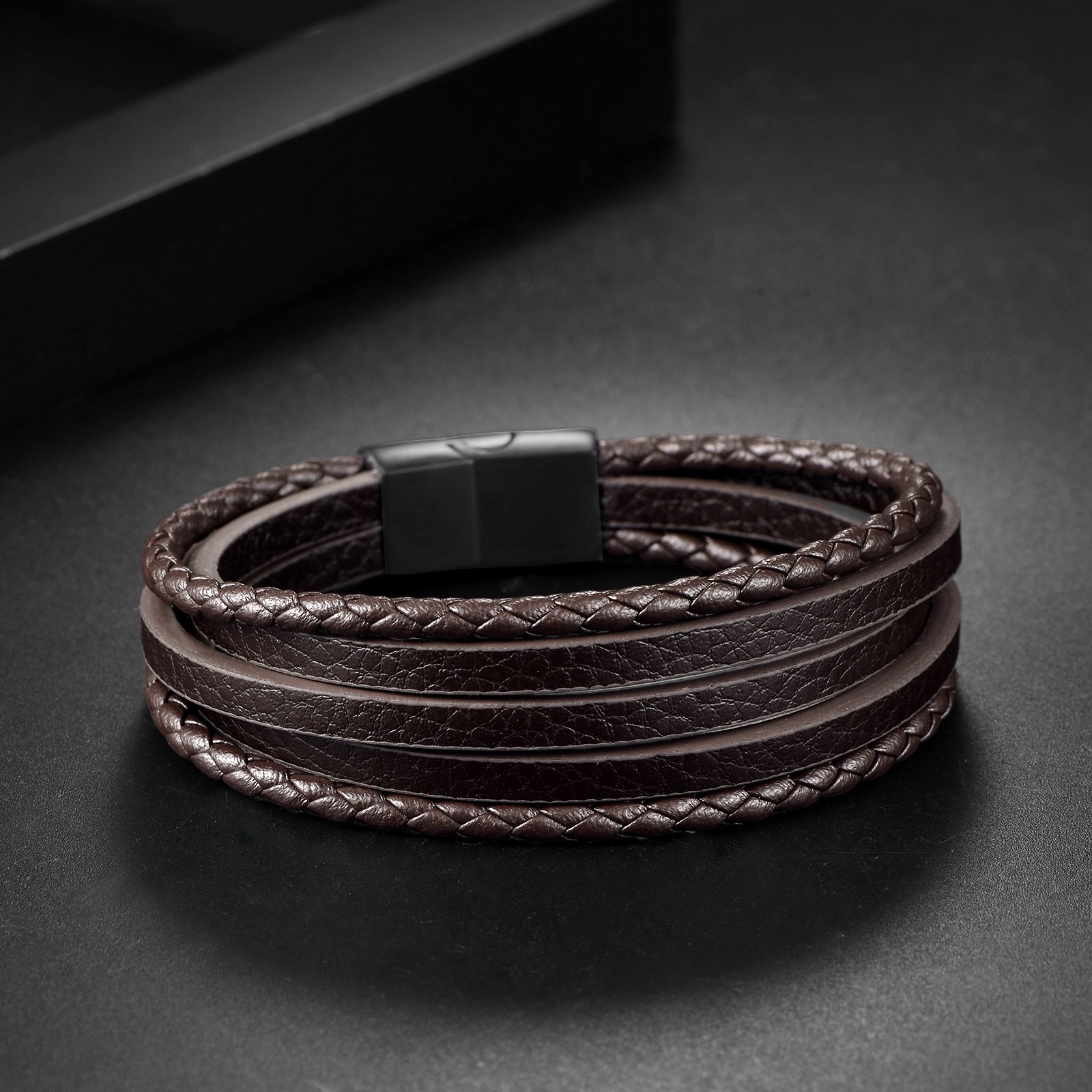 Cross-border simple and retro brown leather rope woven leather bracelet, European and American ethnic style magnetic clasp men's bracelet wholesale details Picture