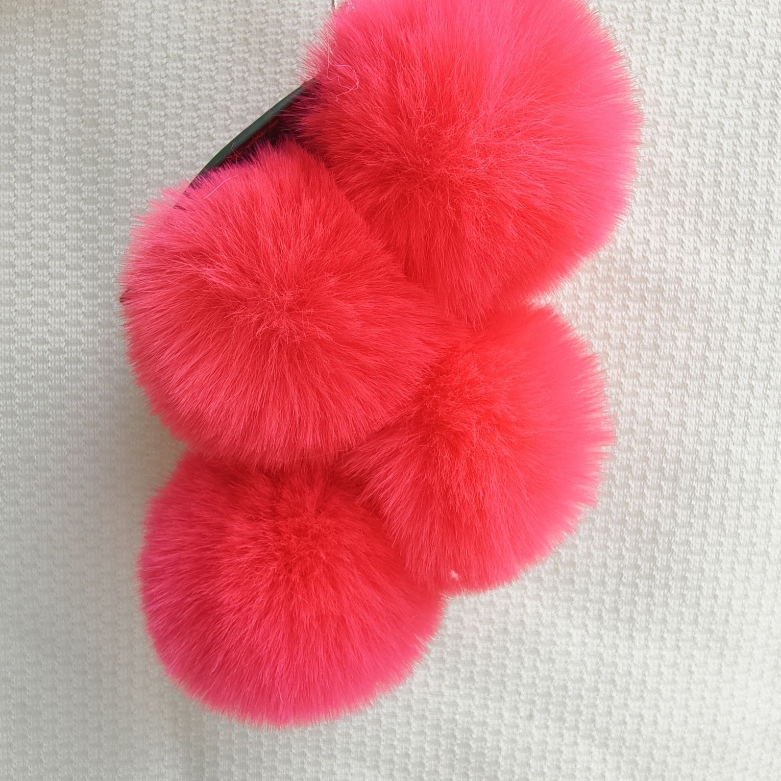 爆款水果葡萄绒球可爱毛绒书包汽车玩偶钥匙扣包包挂饰挂件礼物细节图