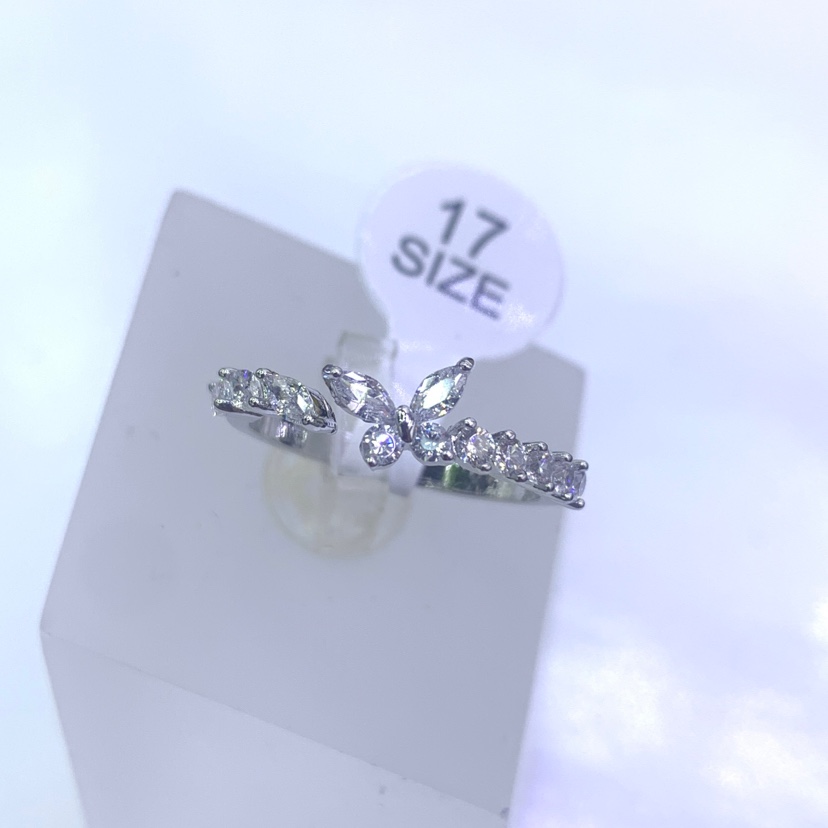 Colored zircon ring 2025 new butterfly ring zircon copper material simple, elegant and exquisite silver butterfly 🦋 details Picture