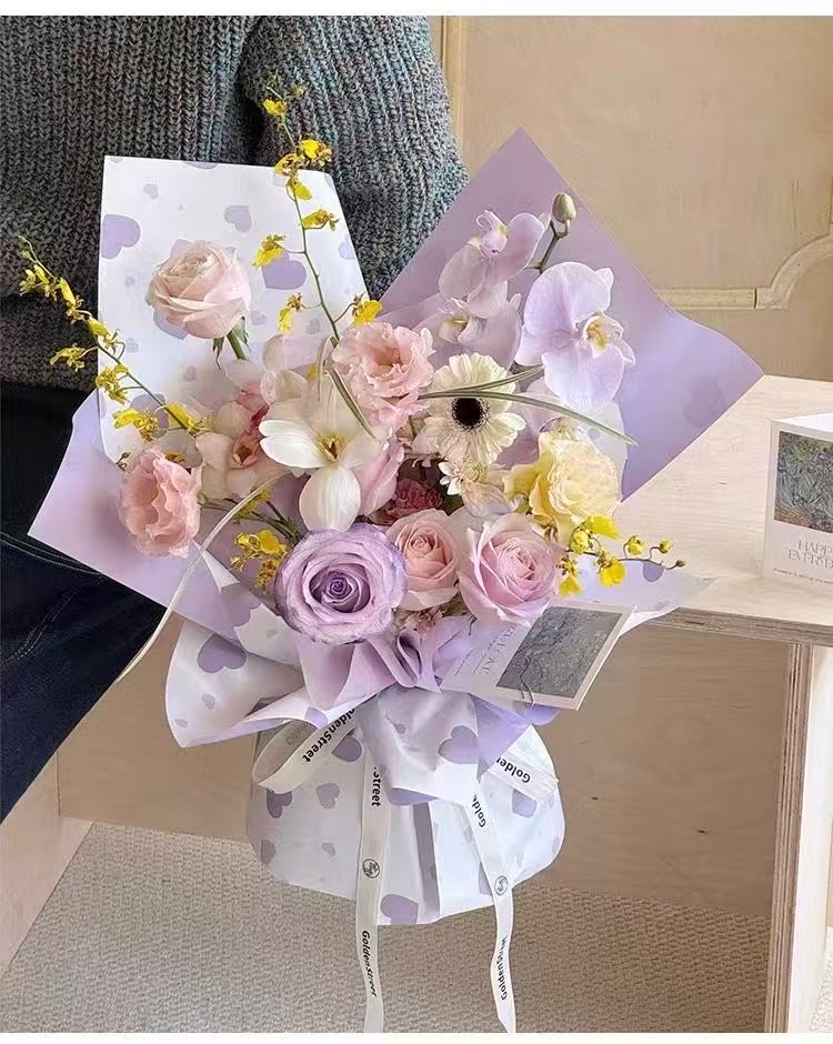 鹏发包装工厂店 心意羽茵爱心鲜花包装纸花束花艺防水加厚包花纸花店资材