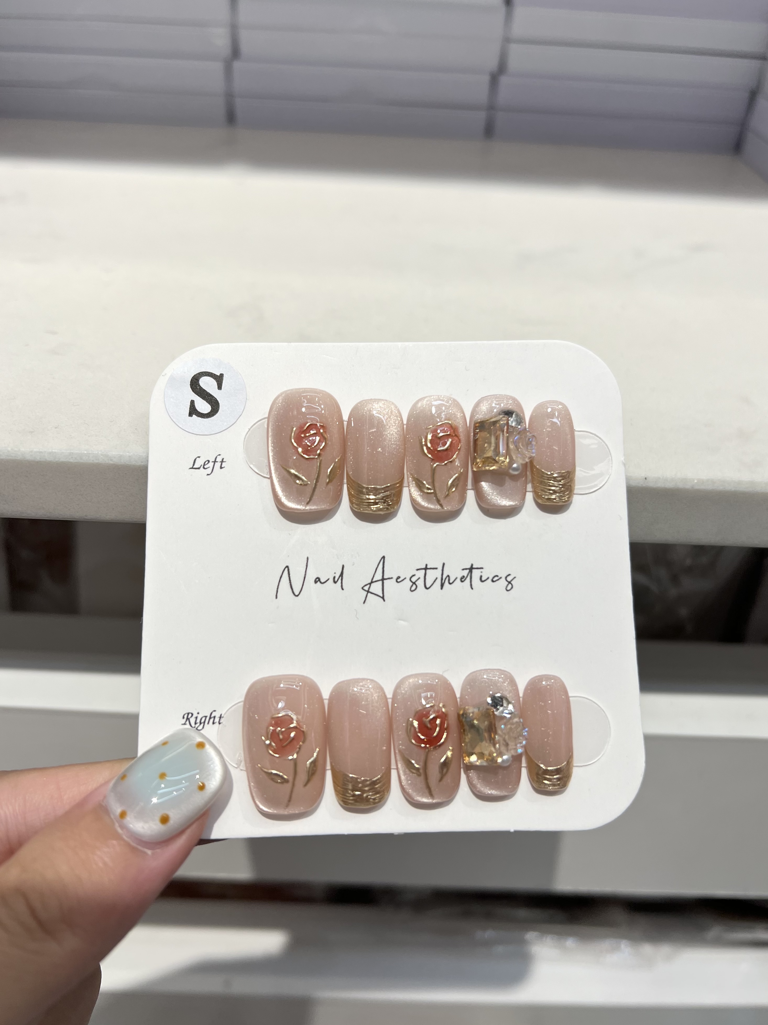 Fashionable wearable nail art set, wearable nail plate finished product set, nail art, wearable nail one-piece design, new nail art style