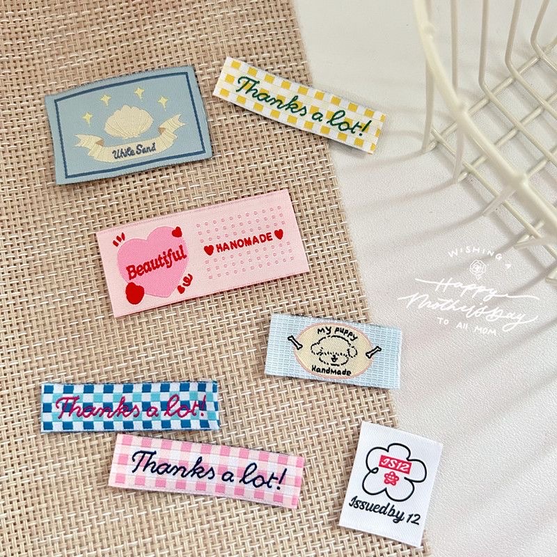 Korean in-stock handmade heart-shaped checkered seal decorative bag fabric sticker clothing collar label Specification image