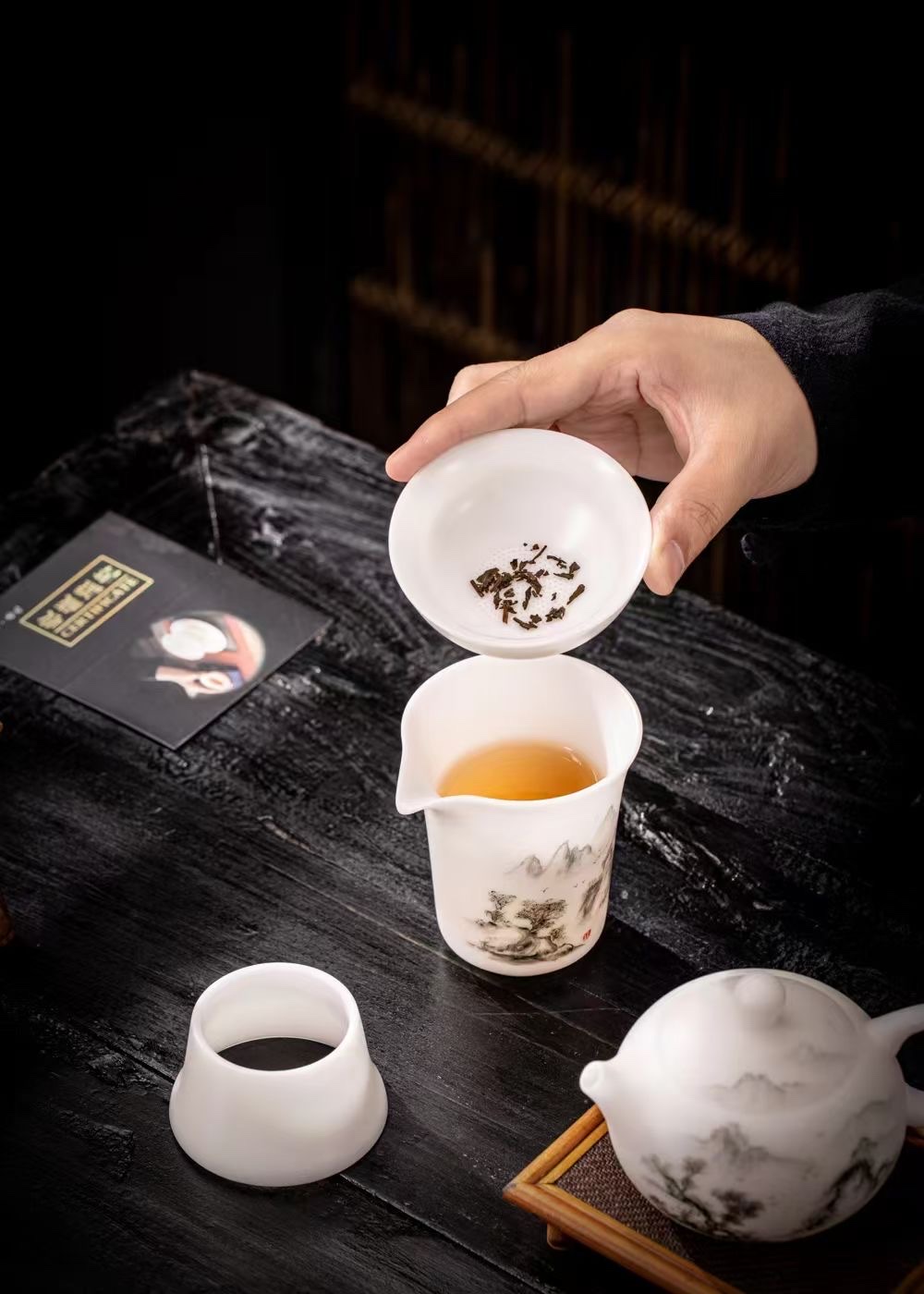 Ice-type jade porcelain ceramic hand-painted tea set, Tao Li family, red pine craftsmanship detail image 5