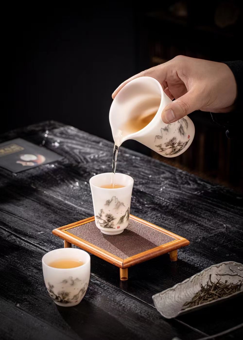 Ice-type jade porcelain ceramic hand-painted tea set, Tao Li family, red pine craftsmanship detail image 4