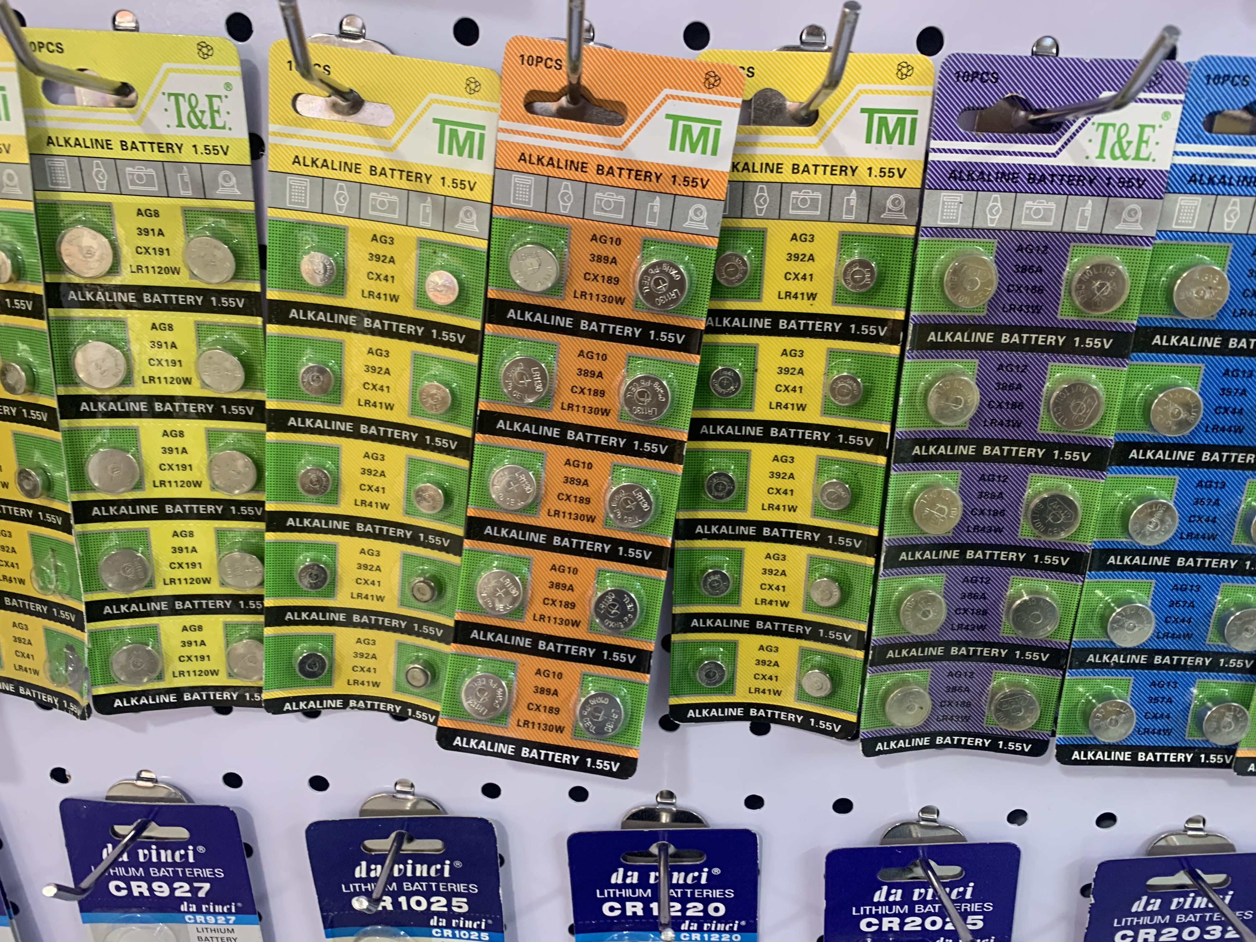 工厂热销纽扣锂电池CR1220 45mAh 3V电池可制定外包装纽扣锂电池AG6