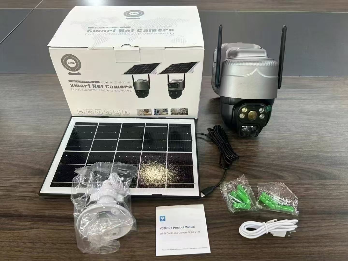 V380 pro 太阳能单画面摄像头