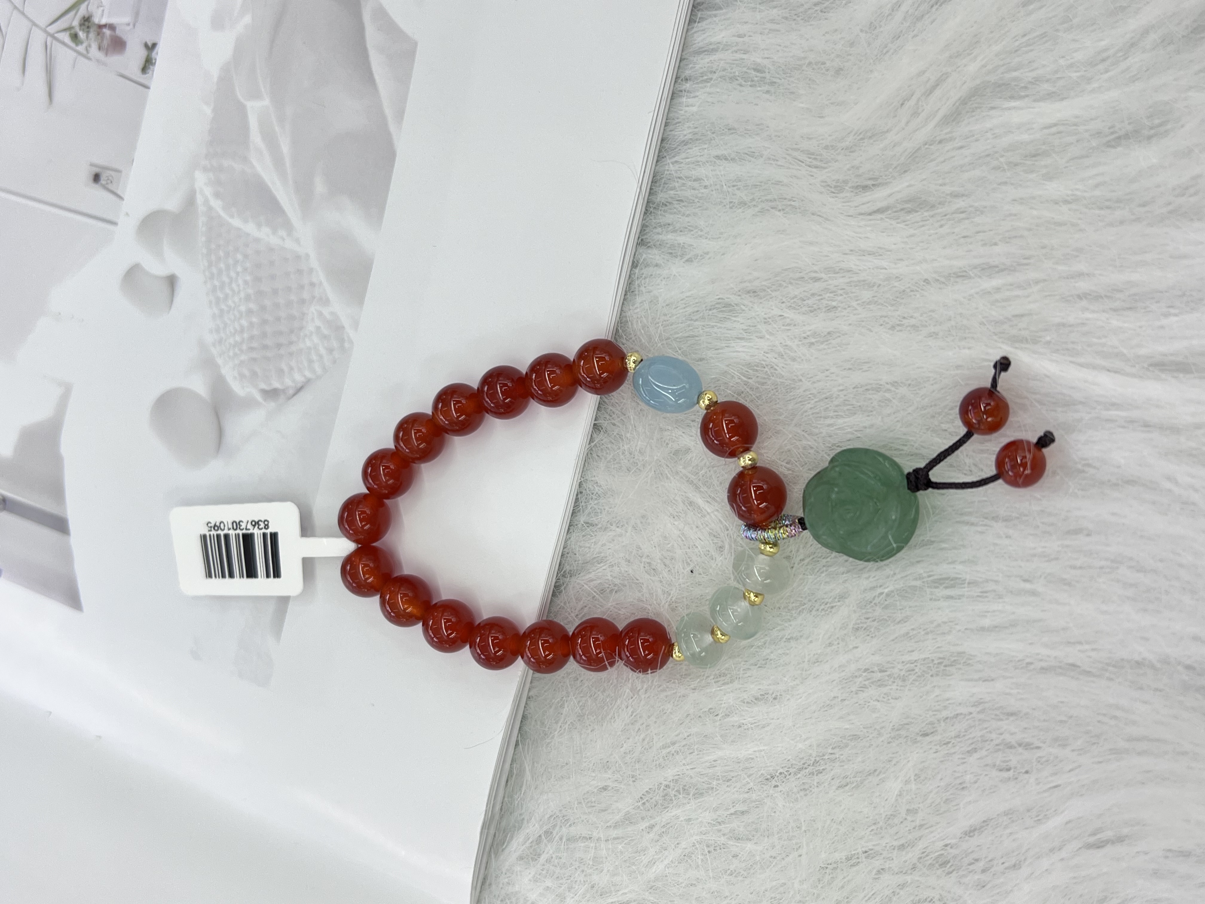 自然小铺 2024年新款和田玉饰品手链手饰莲花中国风气质优雅手串产品图