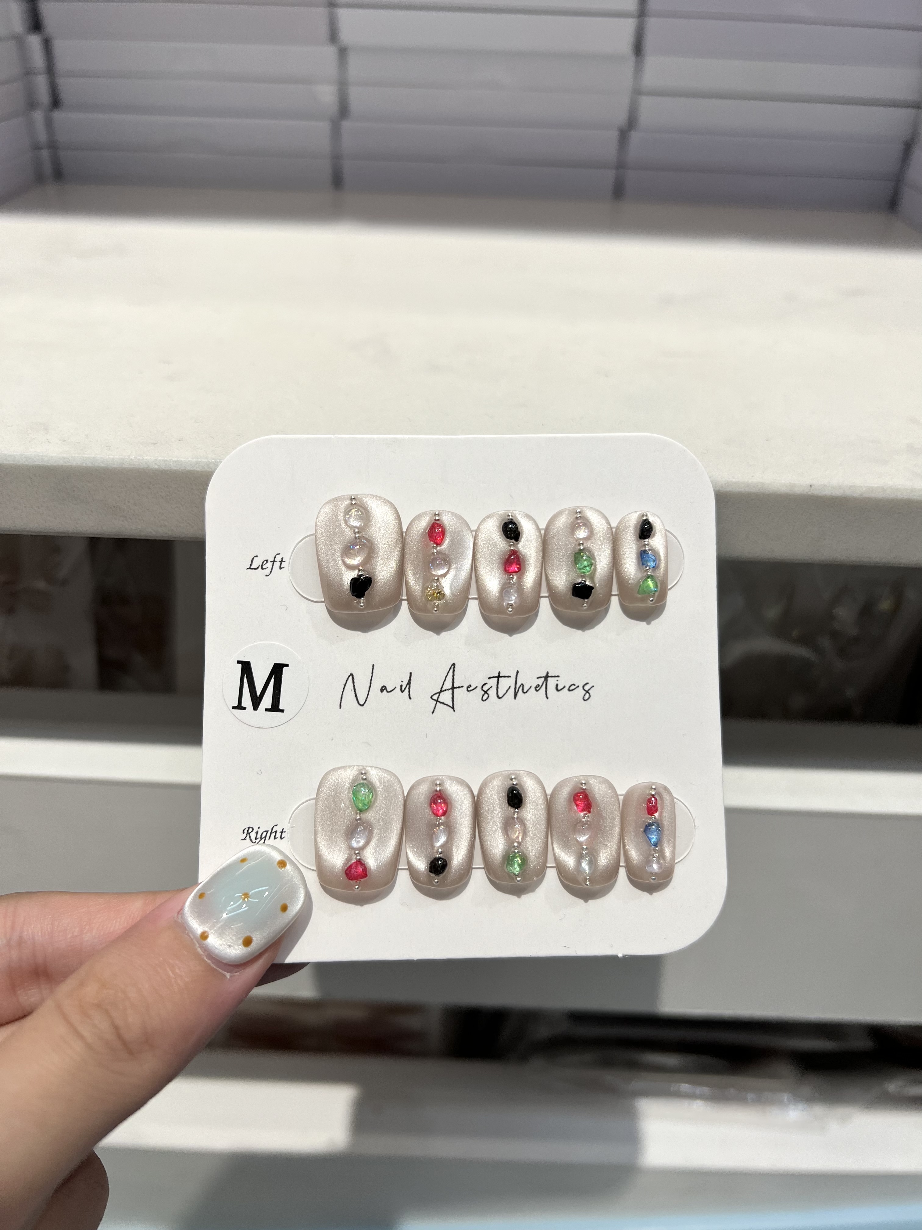 Fashionable wearable nail art set, wearable nail finished product set, wearable nail piece DIY set, personalized nail art, wearable nail one-piece design