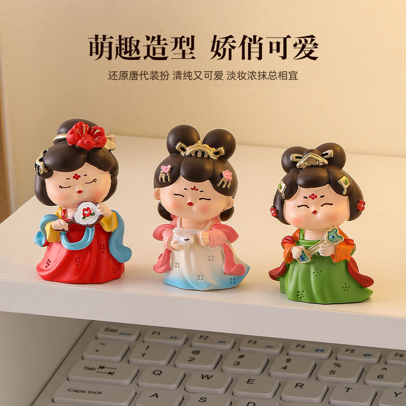 Trendy car ornaments, national trend car ornaments