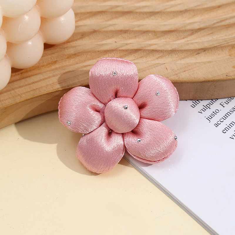 Wholesale of new diamond-encrusted shiny silk fabric cotton-filled five-petal flower phone cases, bags, pendants, accessories, hair clips and hair bands pic 12