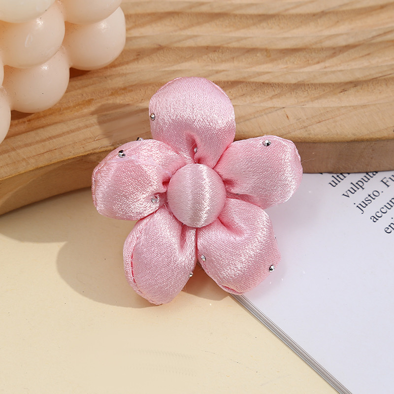 新款镶钻亮丝布充棉五瓣花手机壳包包挂件配饰发夹发圈配件批发详情图11