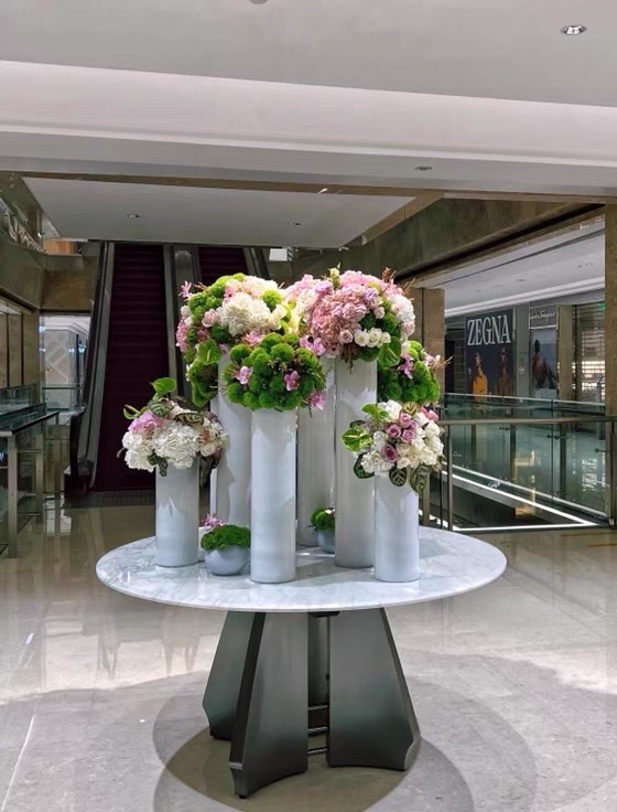 Modern and simple white straight glass vase, a decorative item for home, living room and hotel flower arrangement detail image 6