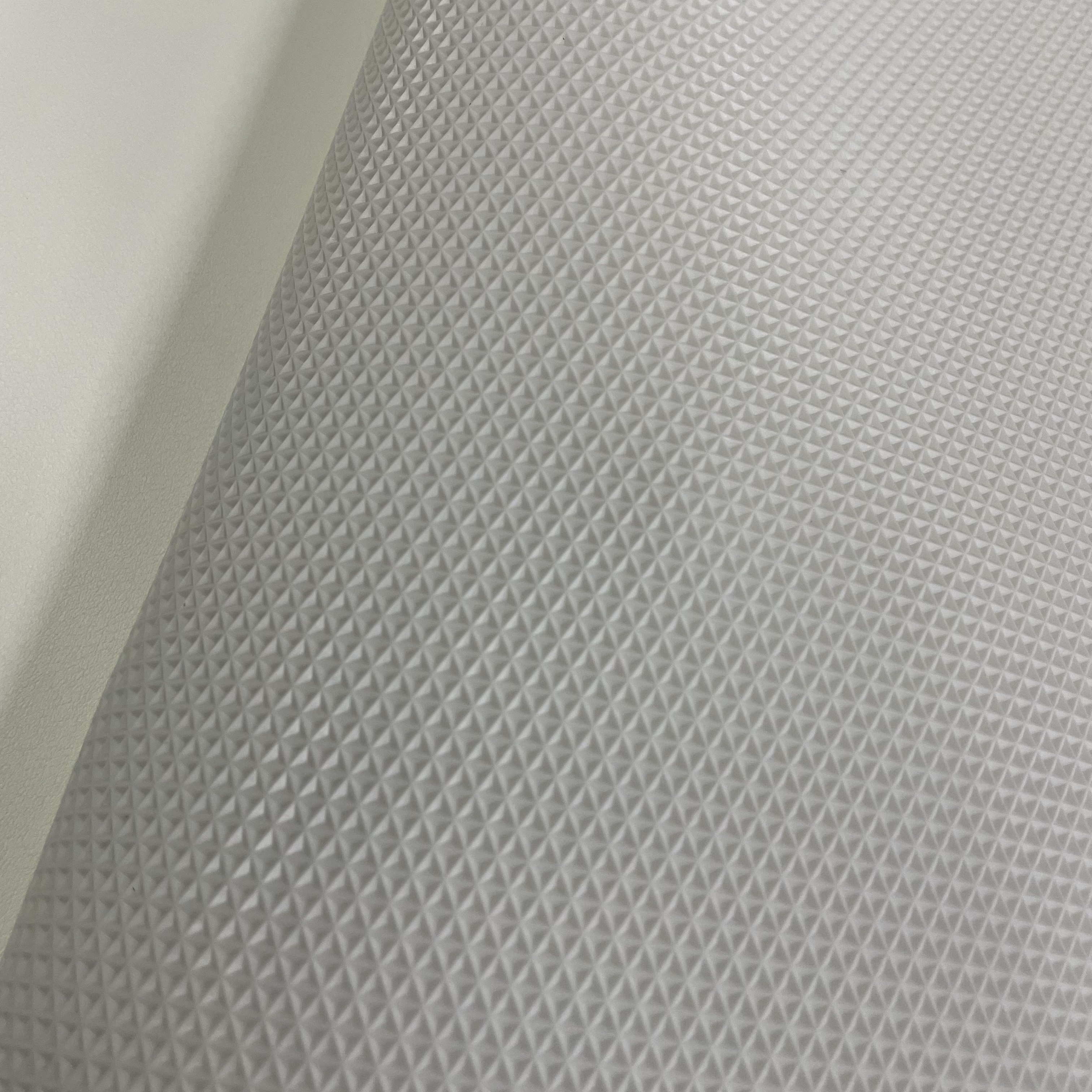 Water-absorbing and oil-absorbing leather details Picture