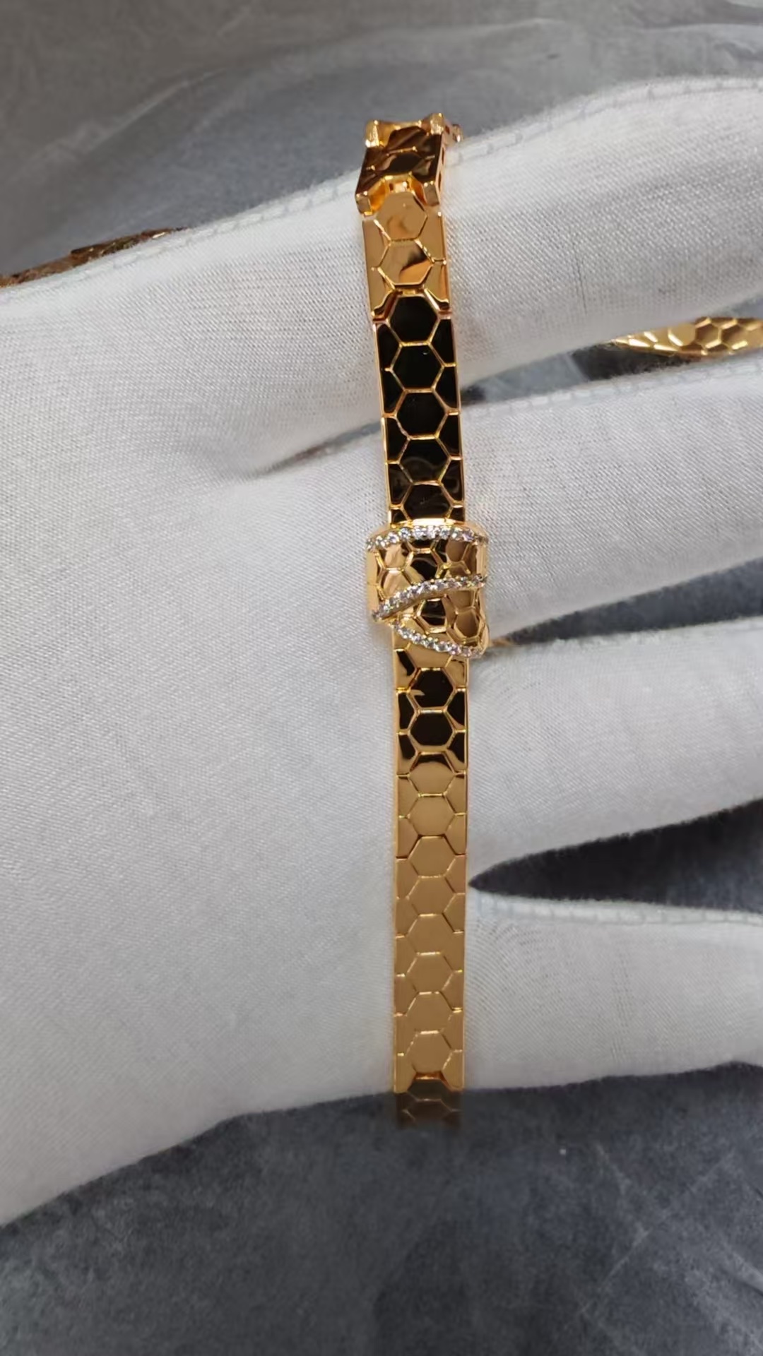 Jewelry set, fashionable luxury accessories, gold style, Middle East, Russia, foreign trade and domestic sales, popular new jewelry set details Picture