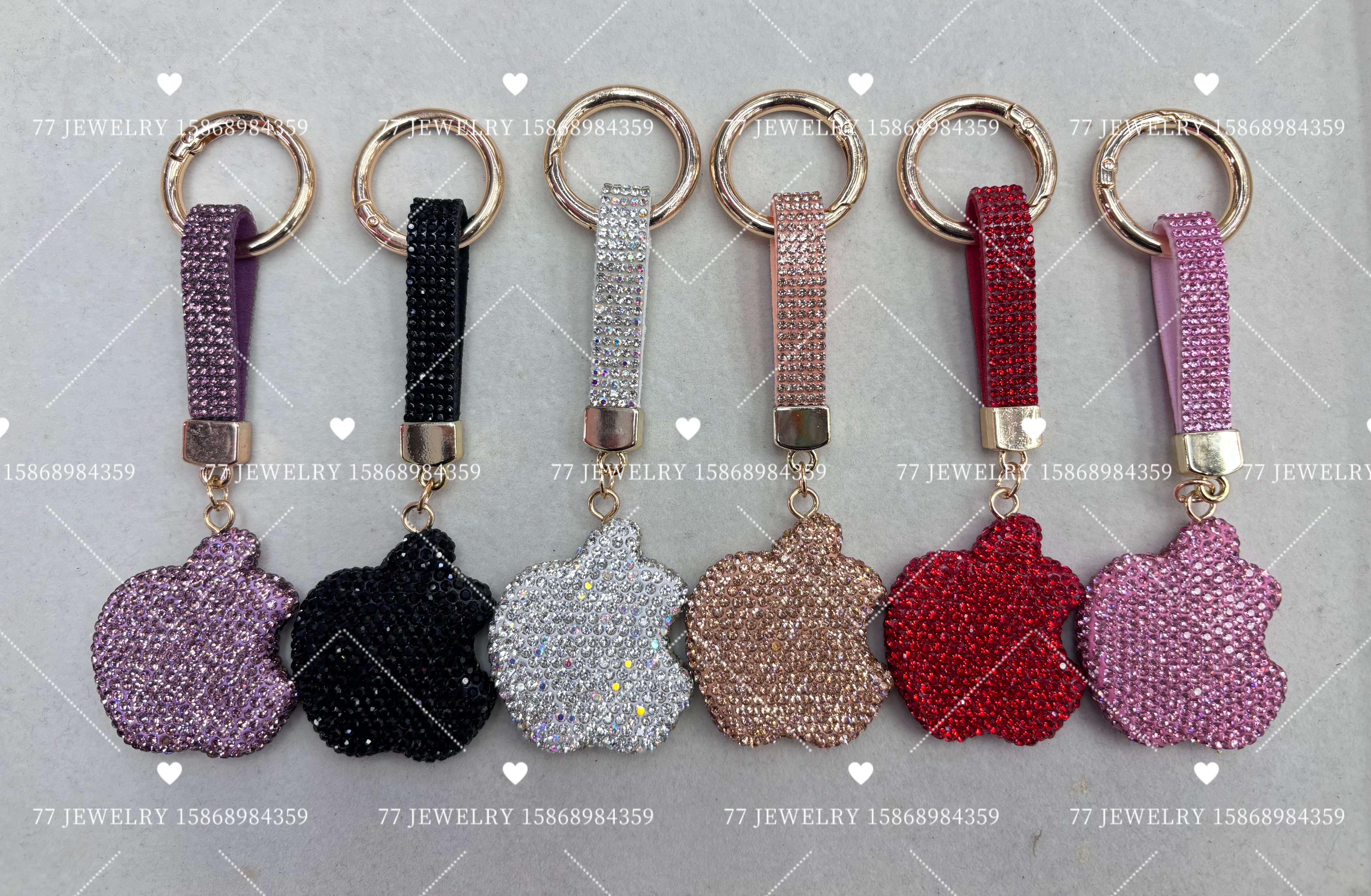 创意陶泥满钻苹果钥匙扣日韩女士镶钻汽车钥匙链水钻包包挂饰批发