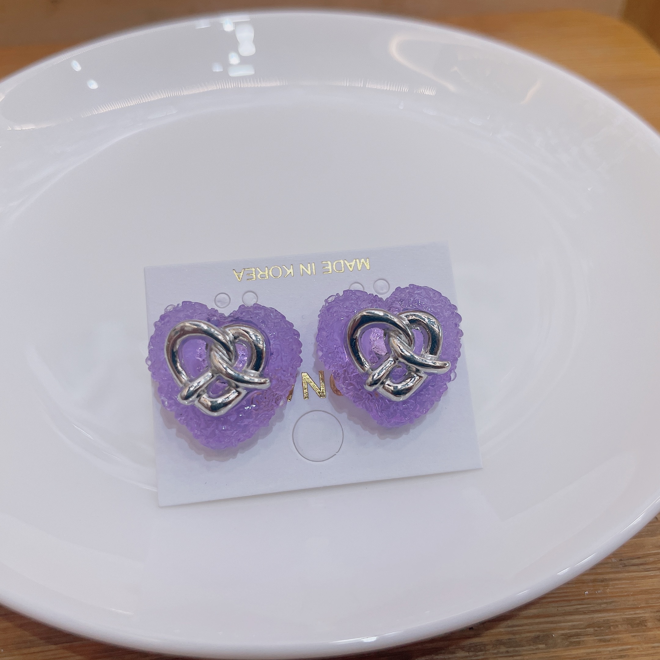 Resin earrings, heart-shaped alkali water knot earrings, fashionable and exquisite earrings, delicate accessories, versatile design detail image 2