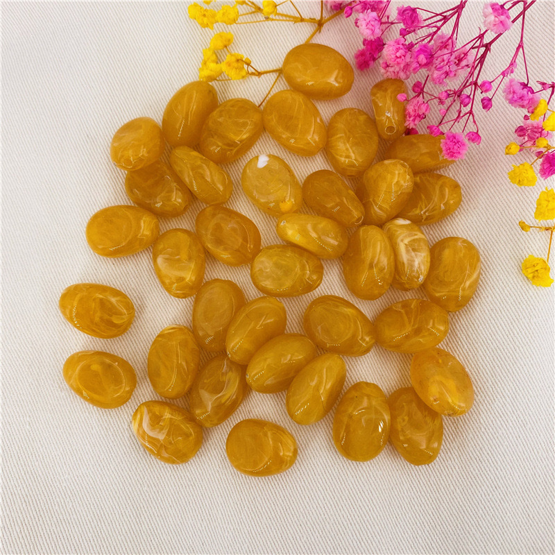 Wholesale 13*18mm two-color acrylic beads, stone-like loose beads, string beads, decorative bracelets, necklaces, DIY jewelry accessories, beads, string beads, loose beads Application Scenario