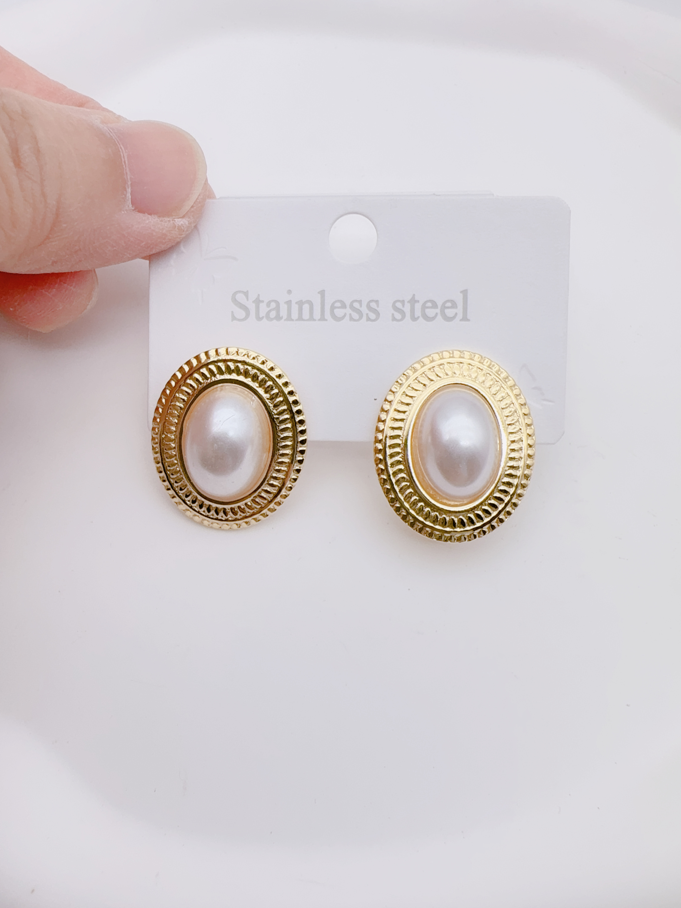 烧焊锆石耳环女款 时尚耳饰 精致设计 个性百搭饰品