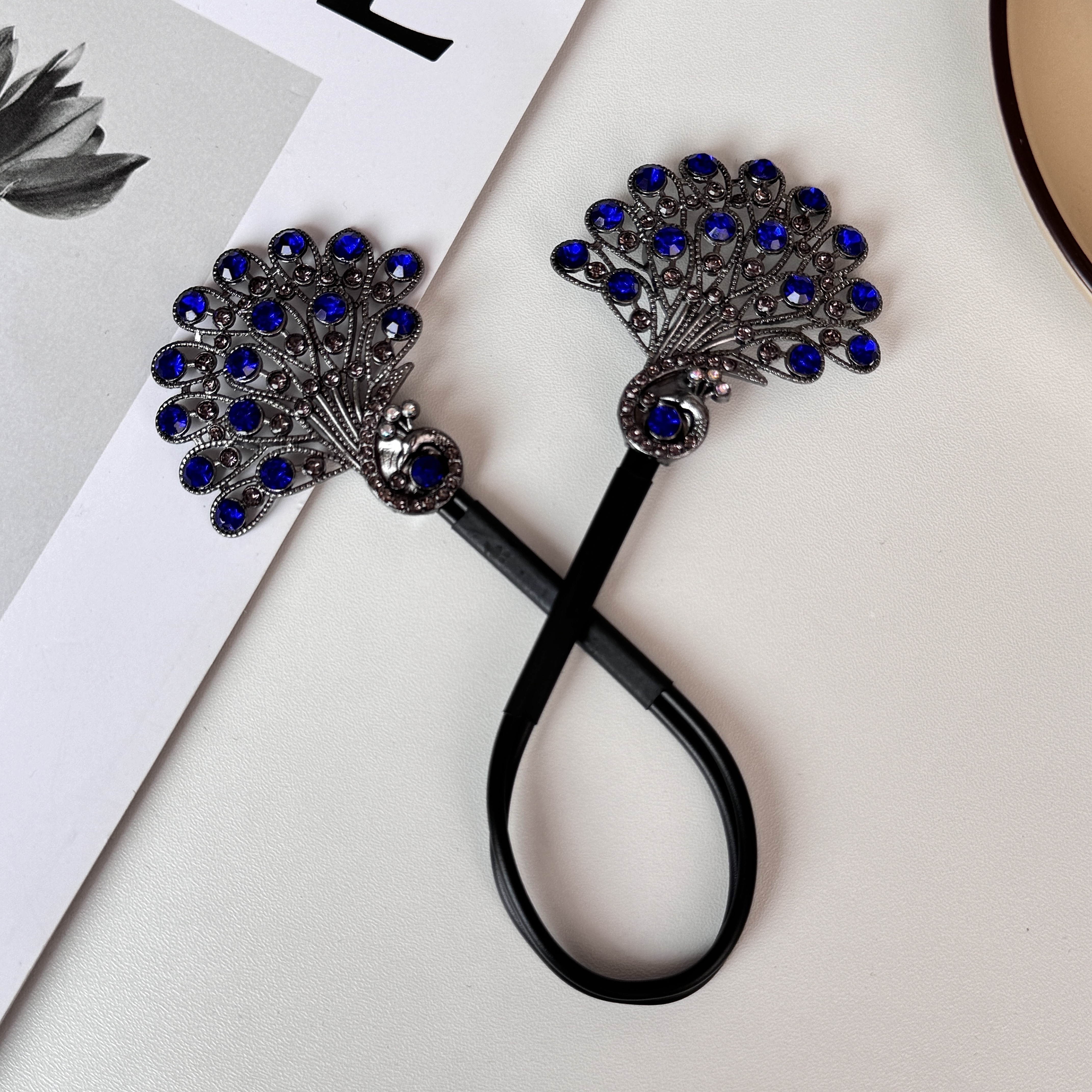 Korean-Style Water Diamond Peacock Hair Bun, High-End Feel, Lazy Bun Hairstyle, Curling Iron, Flower Bud Head, Twist Clip Headwear Item Picture