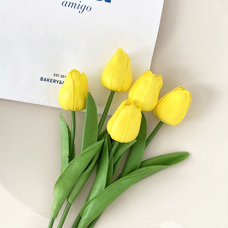 Simulated tulip detail image 12