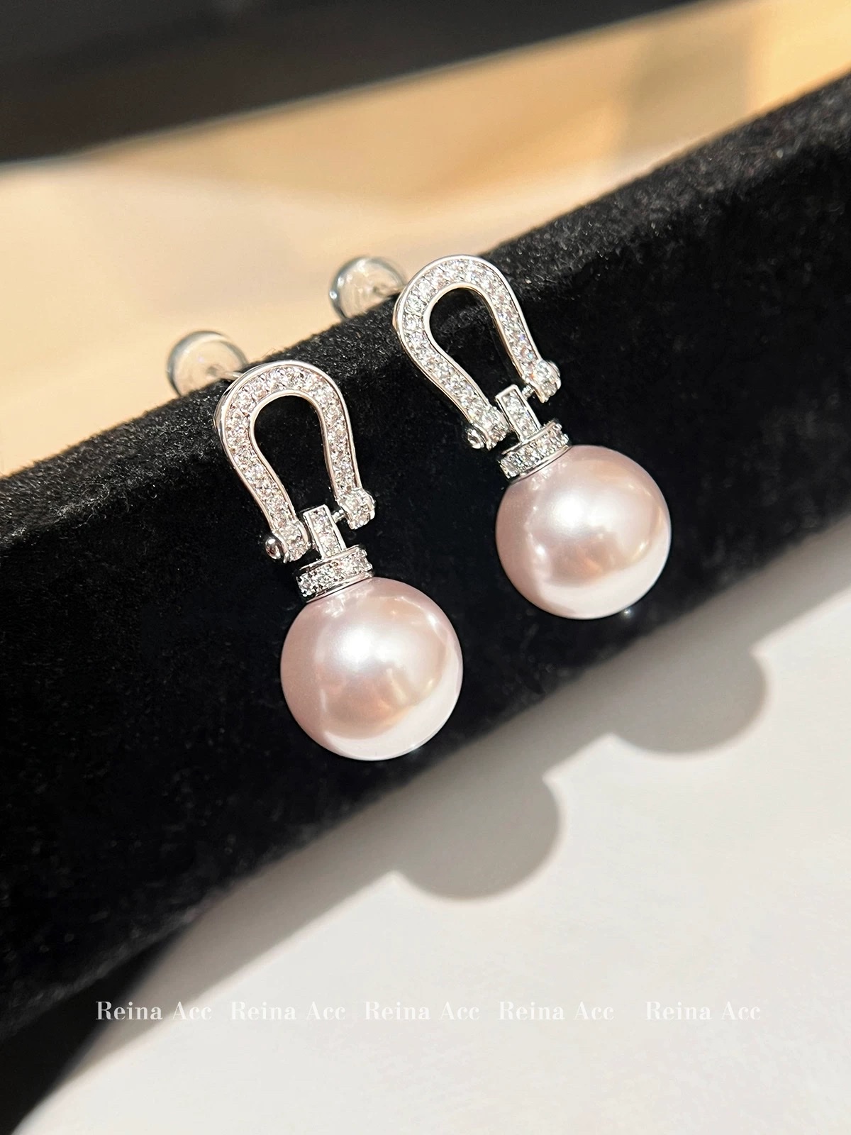 珍珠耳环烧焊锆石耳环时尚耳饰优雅气质百搭饰品潮流简约设计耳环